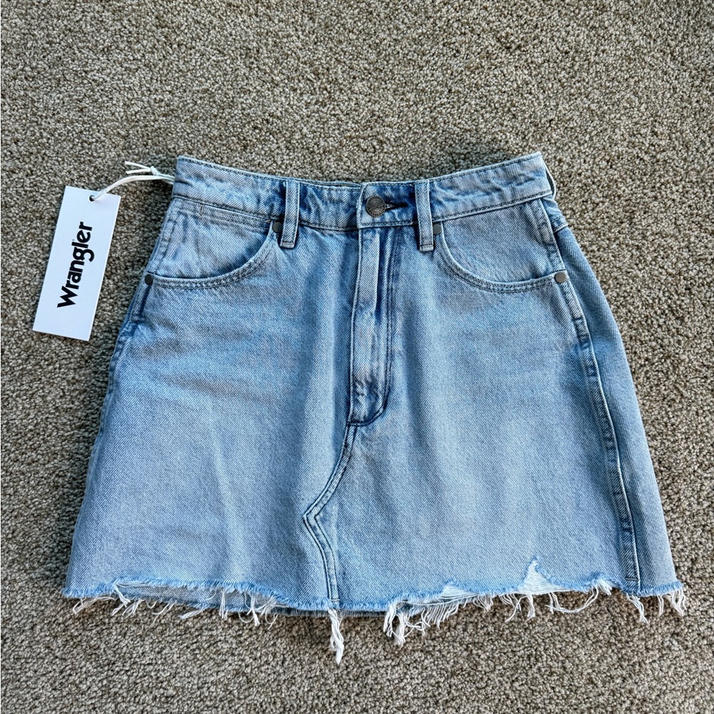 NWT Wrangler Repair Mini Jean Skirt - Size AU 6 (US Size 2), Color Never Never